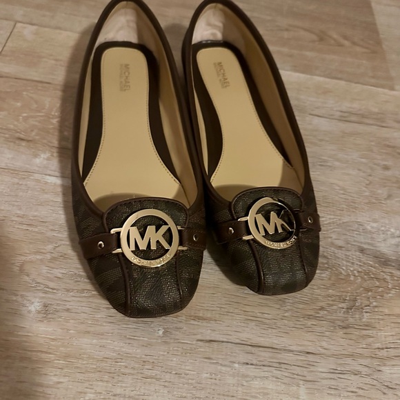 Michael Kors Brown Quilted Flats with Gold Medallion - Picture 1 of 5